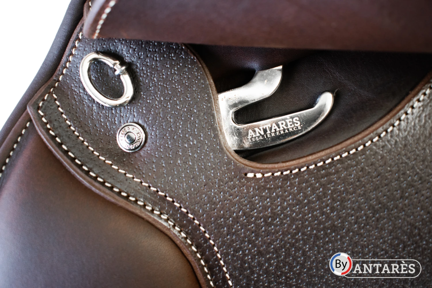 Signature By Antares Jumping Saddle Grain Leather - Image 4